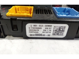 Pojistková skříňka Řídící jednotka BSM 983288068000   Peugeot Rifter 2022