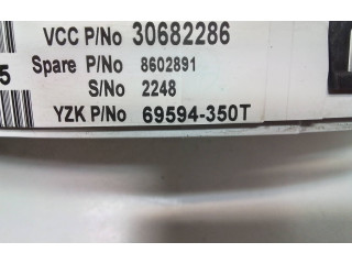 Přístrojová deska  Volvo XC90 2008 30682286, 69594350T  