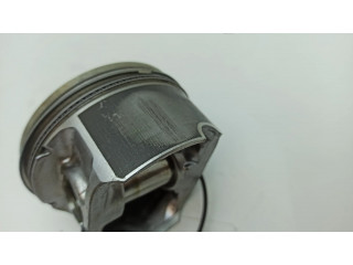 Píst 062120546, 161036038   Cadillac SRX  pro benzínový motor 3.6  