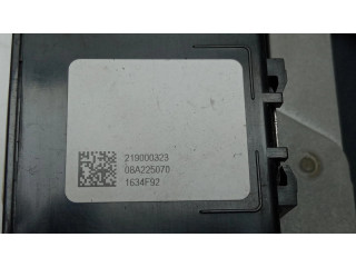 Блок управления 89260WQ010, 08A225070   Toyota Land Cruiser (J120)