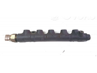 Vstřikovací lišta 89458-12020   Toyota Corolla E120 E130    1CD-FTV 