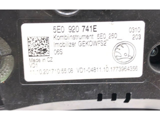 Přístrojová deska  Skoda Octavia Mk3 (5E) 2012 5E0920741E  