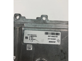 Řídící jednotka 237109221R, 237105499R   Renault Clio IV 2015