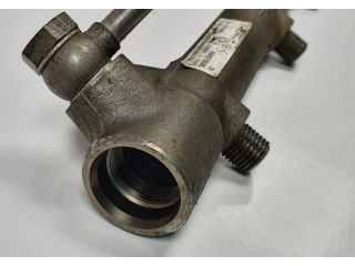 Vstřikovací lišta A6460700395   Mercedes-Benz C W204     