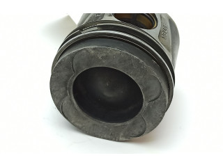 Píst 8349F, 65100   Mercedes-Benz E W212    651.924 