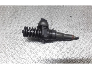 Vstřikovač 038130073BP   Skoda Roomster (5J)     