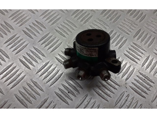 Vstřikovací lišta 8200584034   Nissan Note (E11)     