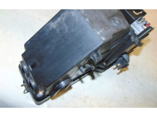   Pojistková skříňka 1245400182   Mercedes-Benz E W124 1991