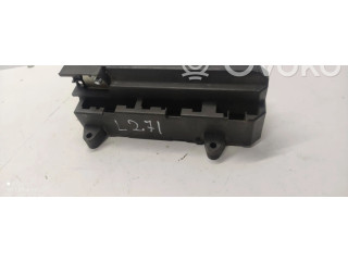   Pojistková skříňka 6900583   BMW 7 E65 E66 2002