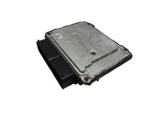 Блок управления двигателя 045906013A, 0281013182   Skoda Roomster (5J)