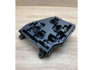 Блок предохранителей 9210857, 921085701   BMW 7 F01 F02 F03 F04    