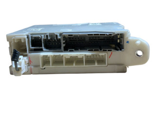   Pojistková skříňka 8273053050, 6G250440   Lexus  220D-250-350 2011