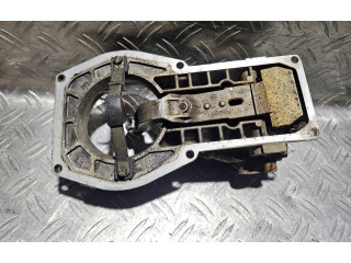 Vstřikovací lišta 0438120185, 035133353AB   Audi 100 200 5000 C3     