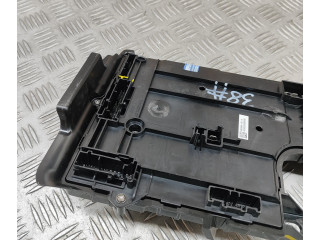 Блок комфорта 165764802A   Tesla Model Y   