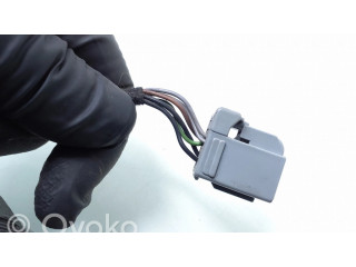 Zpětné zrcátko  levé Ford Focus C-MAX 2004  015847  