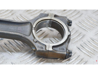 Píst    BMW 5 E39  pro naftový motor 2.5 M57 D25 (256D1) 