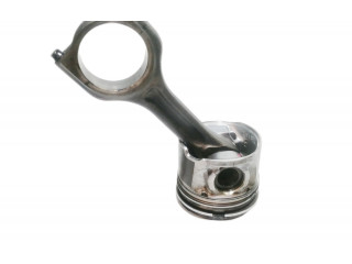 Píst 75L82, CONBIELA   Mazda 3 I    Y601 