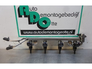 Vstřikovací lišta 06A133317L, 06A133035   Audi A3 S3 8L    APG 