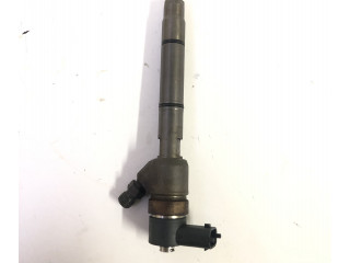 Vstřikovač 338002A900, 0445110320   Hyundai i30  pro naftový motor 1.6  