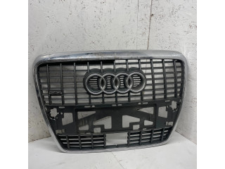 Верхняя решётка Audi A6 S6 C6 4F 2004-2011 года 4F0853651L      