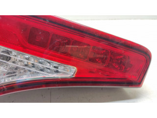 Задний фонарь левый сзади 924032T1    KIA Optima   2010-2015 года