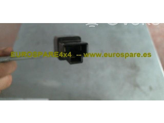   Pojistková skříňka E13, 020301   Nissan Navara D22 2001