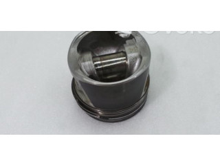  Поршень  7901J  Audi RS4 B7  