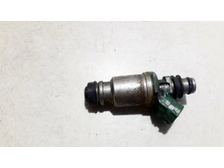 Форсунка 2325074100, 23250-74100    Toyota Camry для бензинового двигателя  2.2