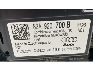 Панель приборов 83A920700B   Audi Q3 F3       