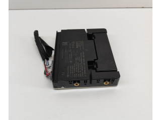 Блок комфорта 867400D030, 867410D030   Toyota Yaris Cross   