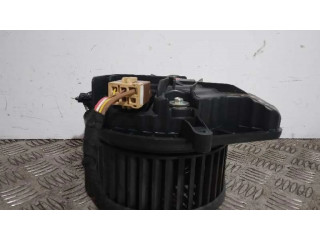 Вентилятор печки    8E1820021E, 4CABLES   Seat Exeo (3R)