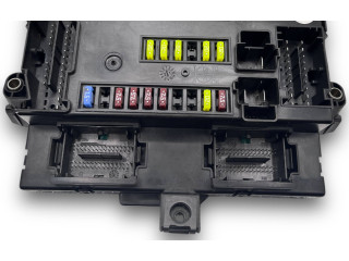   Pojistková skříňka 52204233   Jeep Wrangler 2013