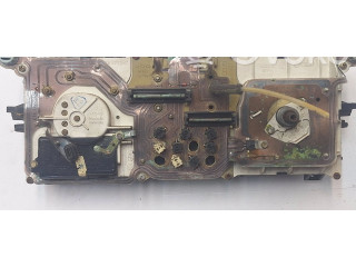 Přístrojová deska  Audi 80 90 B3 1990 81117185, 0L809  