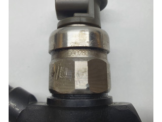 Форсунка 23670-0r020, 23670-0R020    Toyota RAV 4 (XA20)   