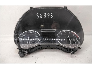 Přístrojová deska  Mercedes-Benz A W176 2013 A1769007901, 270910  