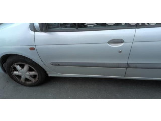 Дисплей    8200028364   Renault Scenic I