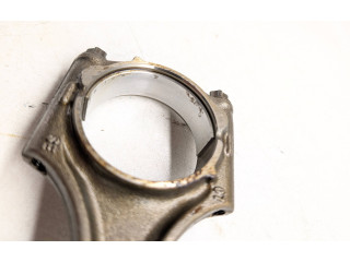  Поршень с шатуном B4204T23 32267957  Volvo S90, V90  