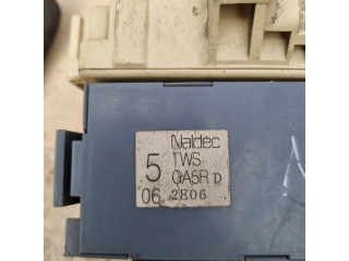 Блок предохранителей  GA5R-66-730, 062E06   Mazda 626    