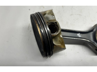 Píst A1570300517, A2780300320   Mercedes-Benz CLS C218 X218    M 157.981 