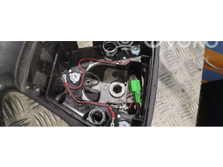 Volant Volvo V50 2006 30764359  