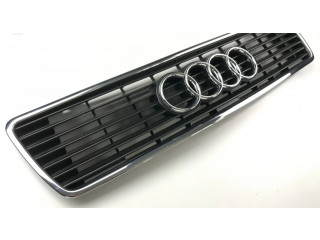 Передняя решётка Audi V8  441853655C      