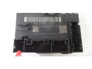 Блок управления дверью 5Q0959593B   Audi Q2 -