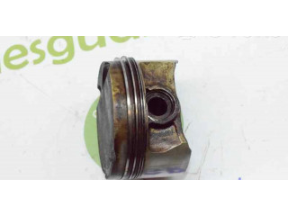 Píst 11251703456   BMW 5 E39   2.5  
