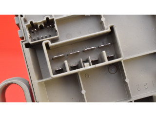 Блок предохранителей  82201AJ000, 82201AJ000   Subaru Outback    