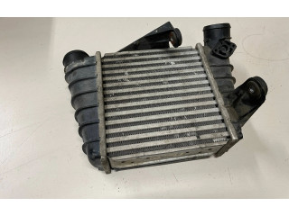Интеркулер  6Q0145804G   Skoda Fabia Mk2 (5J) 