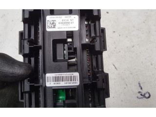   Pojistková skříňka 9389068, 9389068   BMW 1 F20 F21 2019