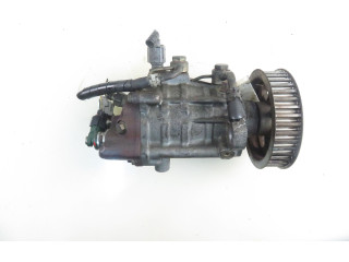 Топливный насос 09730000177, 2210027010   Toyota Avensis T220       