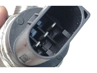 Vstřikovací lišta 851162903, 0445213026   BMW 1 F20 F21  pro naftový motor 1.5 B37D15 