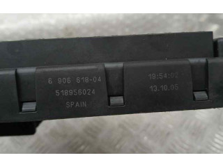 Блок предохранителей 6906618   BMW 5 E60 E61    