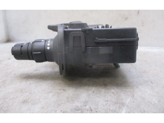Ручка стеклоочистителей 8201590631, 8201590631   Renault Kangoo II